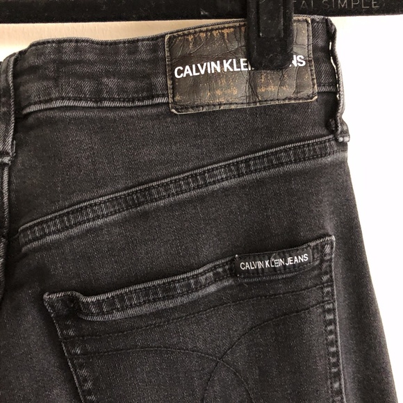Calvin Klein Mid Rise Slim Jeans - Picture 7 of 8